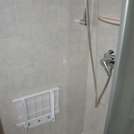 Casa Di Karim 홈스테이 페스칸티나